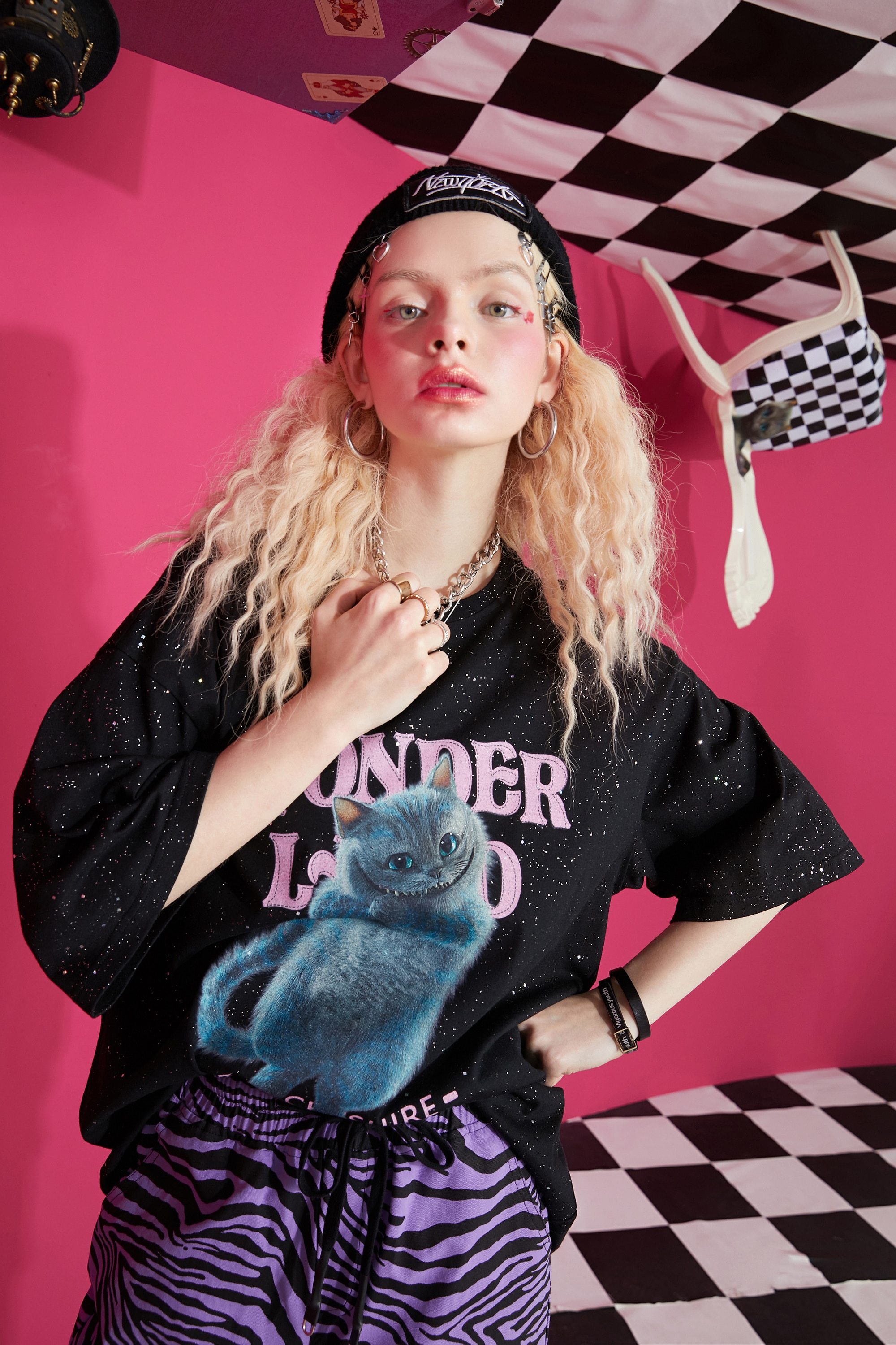 Harajuku Cat Print Casual T-Shirt for women in black, featuring a playful cat graphic and short sleeves, perfect for spring and autumn wear.