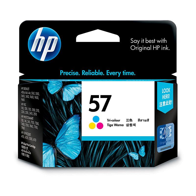 HP #57 Colour Ink Cartridge C6657AA in packaging, showcasing vibrant colors and branding.