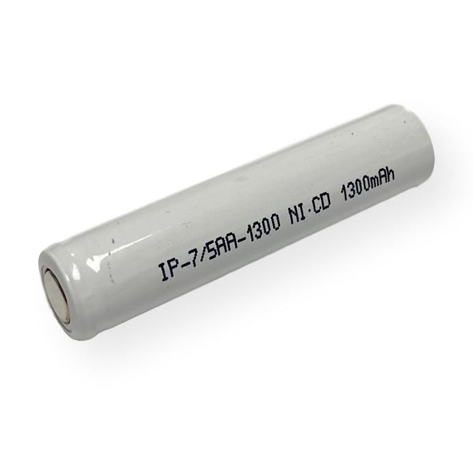 IP Power 7/5AA 1300mAh Ni-CD Flat Top Battery with a flat top terminal and plastic sleeve.