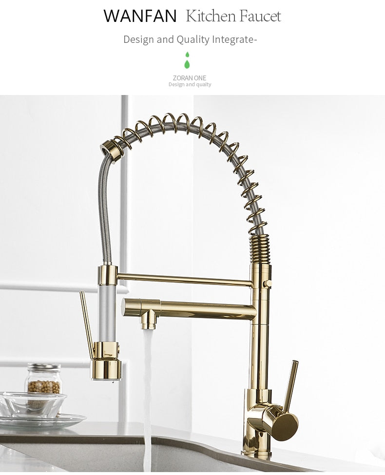 Gold Torneira Para Cozinha kitchen faucet with pull-out spring spout, showcasing its elegant design and brass construction.