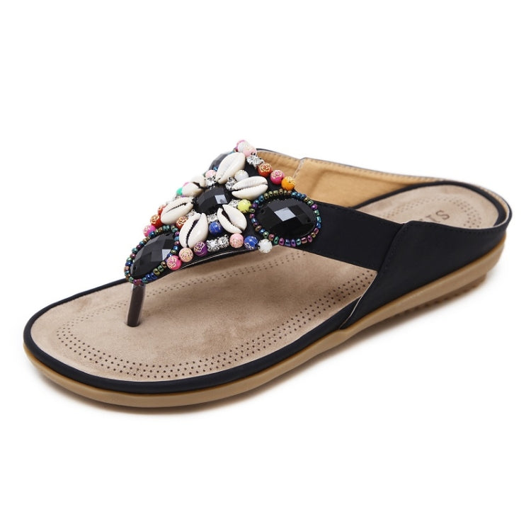 Ladies Summer Bohemian Sandals featuring retro beaded shells, designed for comfort and style, perfect for seaside outings.