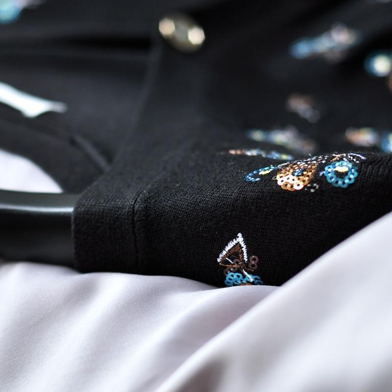 Luxury Brand Designer Autumn Sequin Embroidery Knitted Cardigan featuring a vintage V-neck and long sleeves, adorned with elegant sequins.