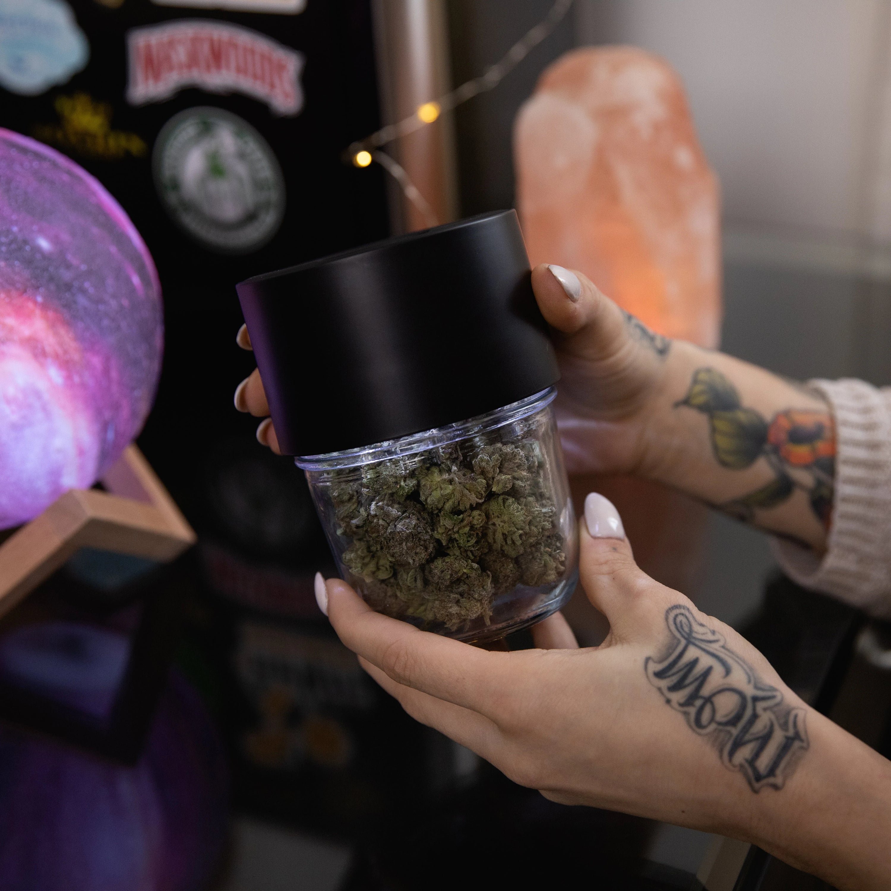 MasonBrite Magnified Light Jar Display Stash Kit v3.0 with LED lid and airtight screw-on lid, showcasing cannabis storage.