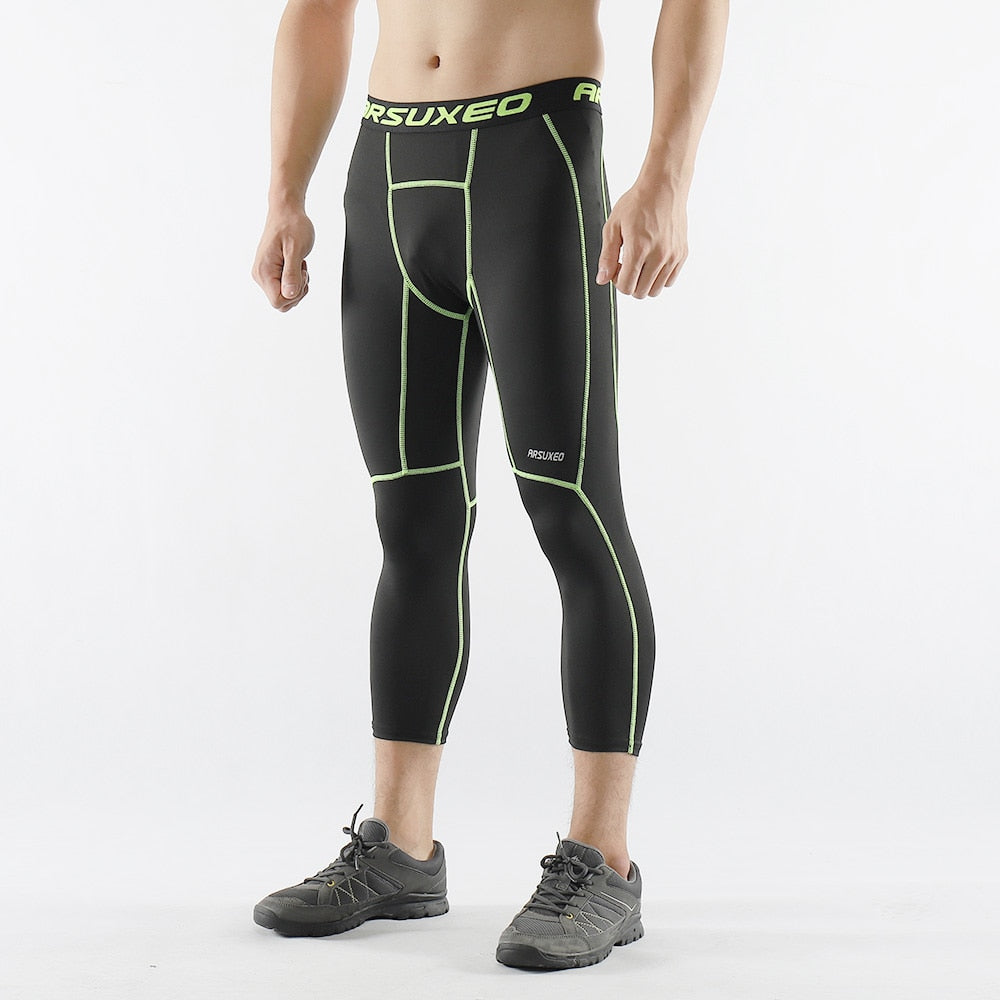 ARSUXEO Men's 3/4 Sports Compression Tights in solid black, showcasing the sleek design and high-quality fabric suitable for running and gym workouts.