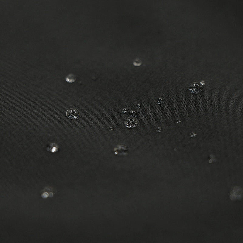 Men's summer outdoor sports 3/4 cycling pants in black, featuring breathable fabric and zipper fly closure, ideal for downhill MTB.