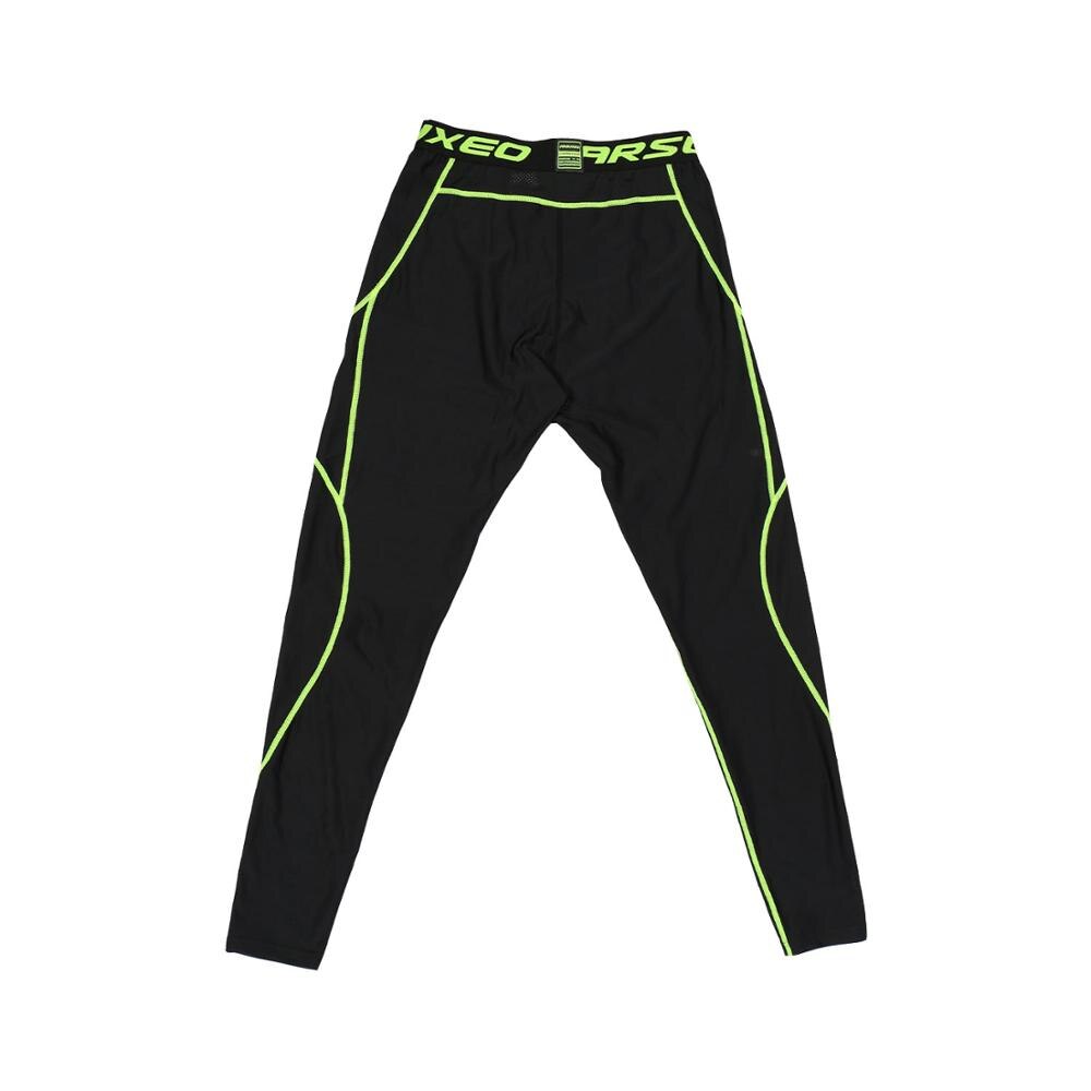 Men's winter thermal fleece running tights in black, designed for warmth and comfort during outdoor workouts.