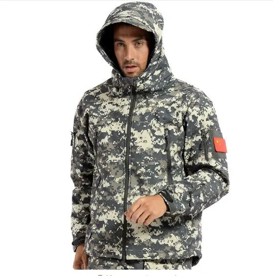 Men's tactical softshell camouflage hiking jacket, showcasing waterproof and windproof features, ideal for outdoor activities.
