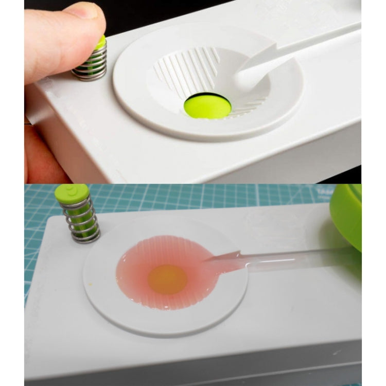 Oil Painting Brush Cleaner Tool with Water Container, designed for efficient brush cleaning and easy storage.