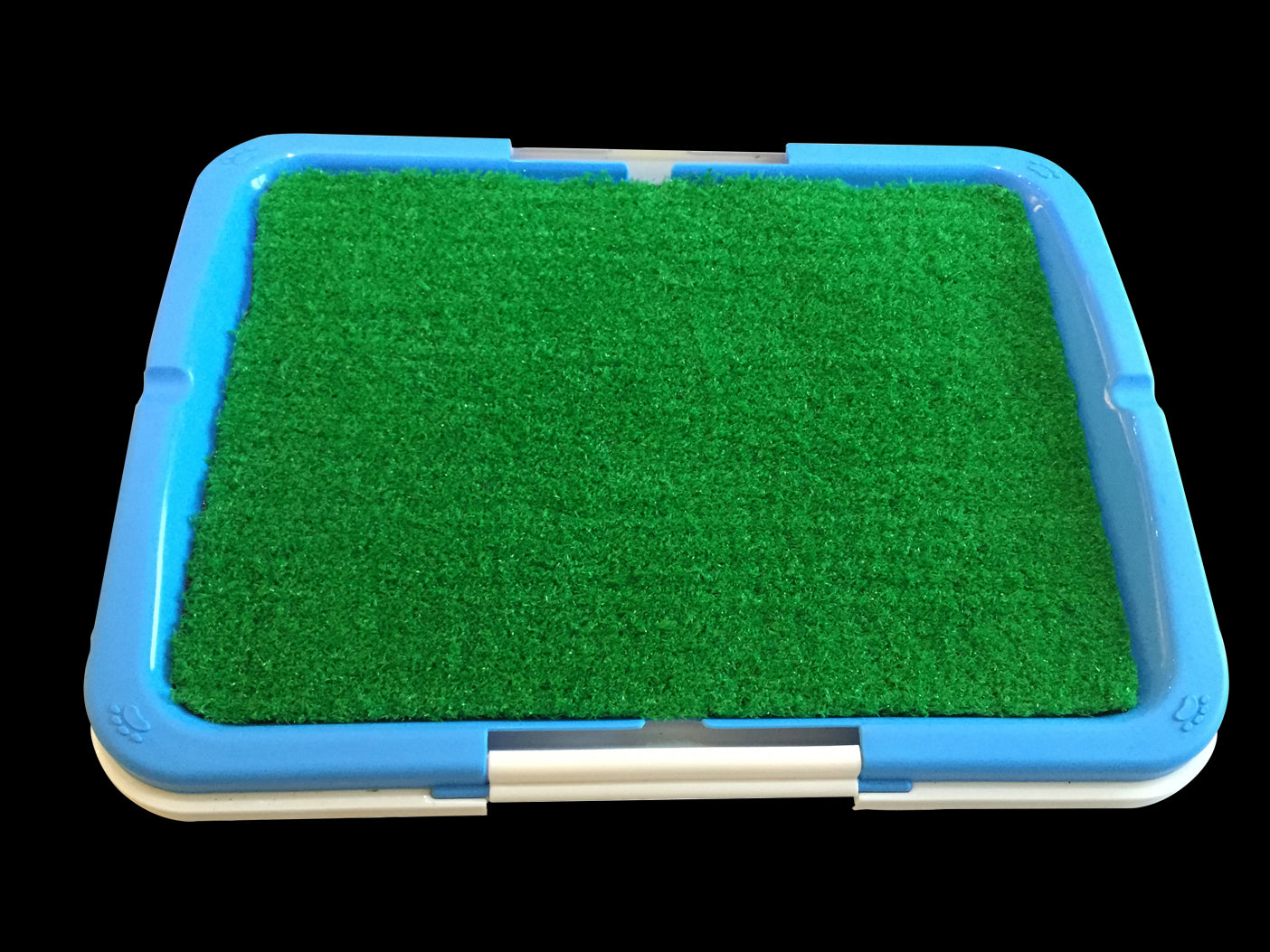 Portable Puppy Pet Toilet with artificial grass surface and shallow tray for easy cleanup, designed for indoor use.