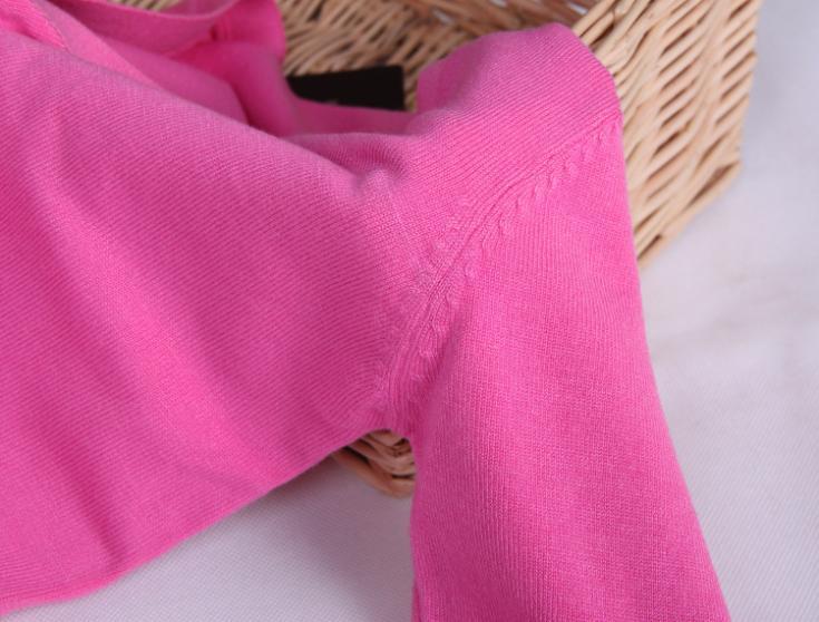 Quality Guarantee Spring Autumn Women Shell Button Cardigan in solid knit, featuring pockets and a V-neck collar, perfect for casual wear.