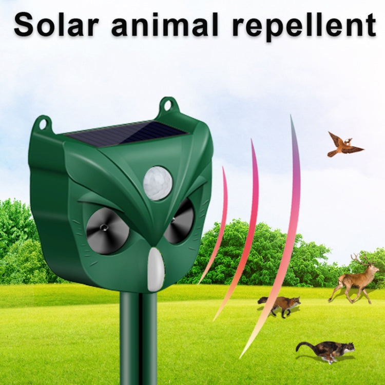 RC546 Outdoor Smart Solar Animal Ultrasonic Repeller with solar panel and LED light, designed for effective animal deterrence.