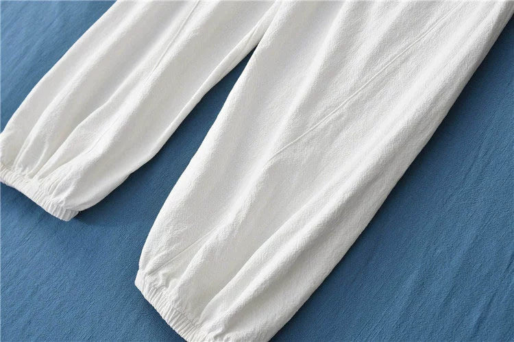 A pair of stylish high waist yoga pants made from soft linen, featuring a retro design suitable for autumn and winter wear.