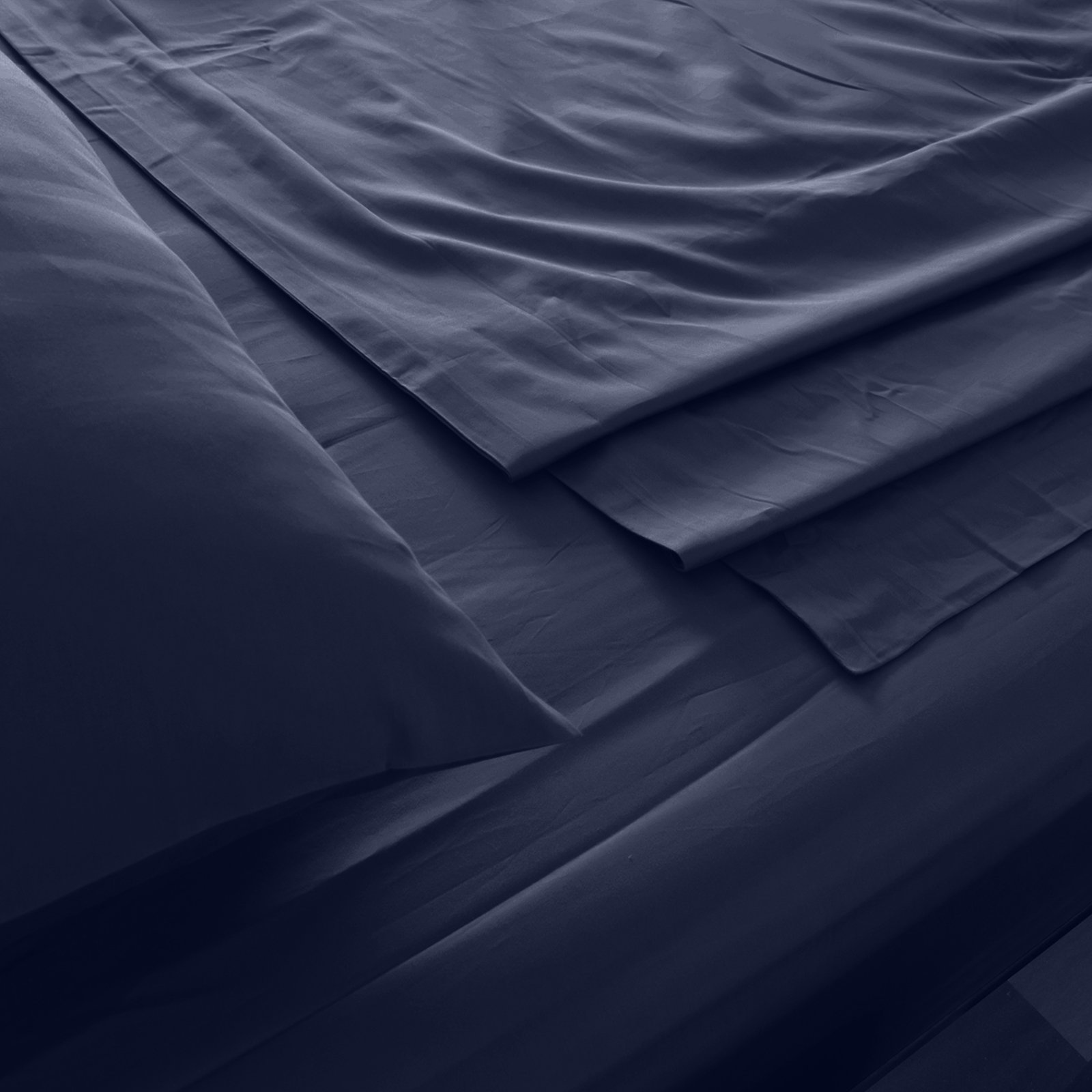 Royal Comfort 1000 Thread Count Bamboo Cotton Sheet and Quilt Cover Set featuring a luxurious blend of bamboo and cotton for ultimate comfort.