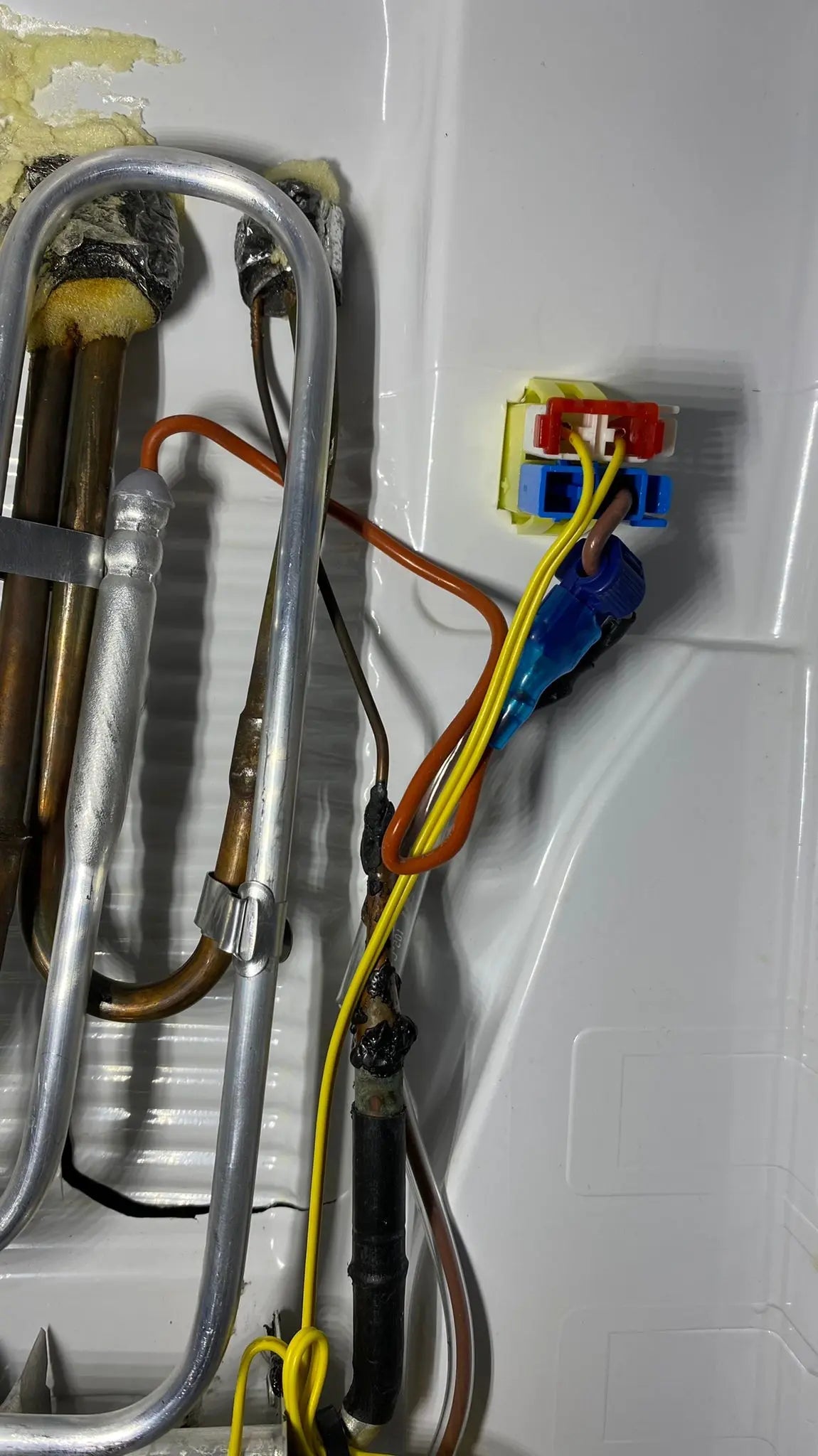 Samsung Refrigerator Defrost Booster Kit with heating coil and connectors for efficient defrosting and noise reduction.