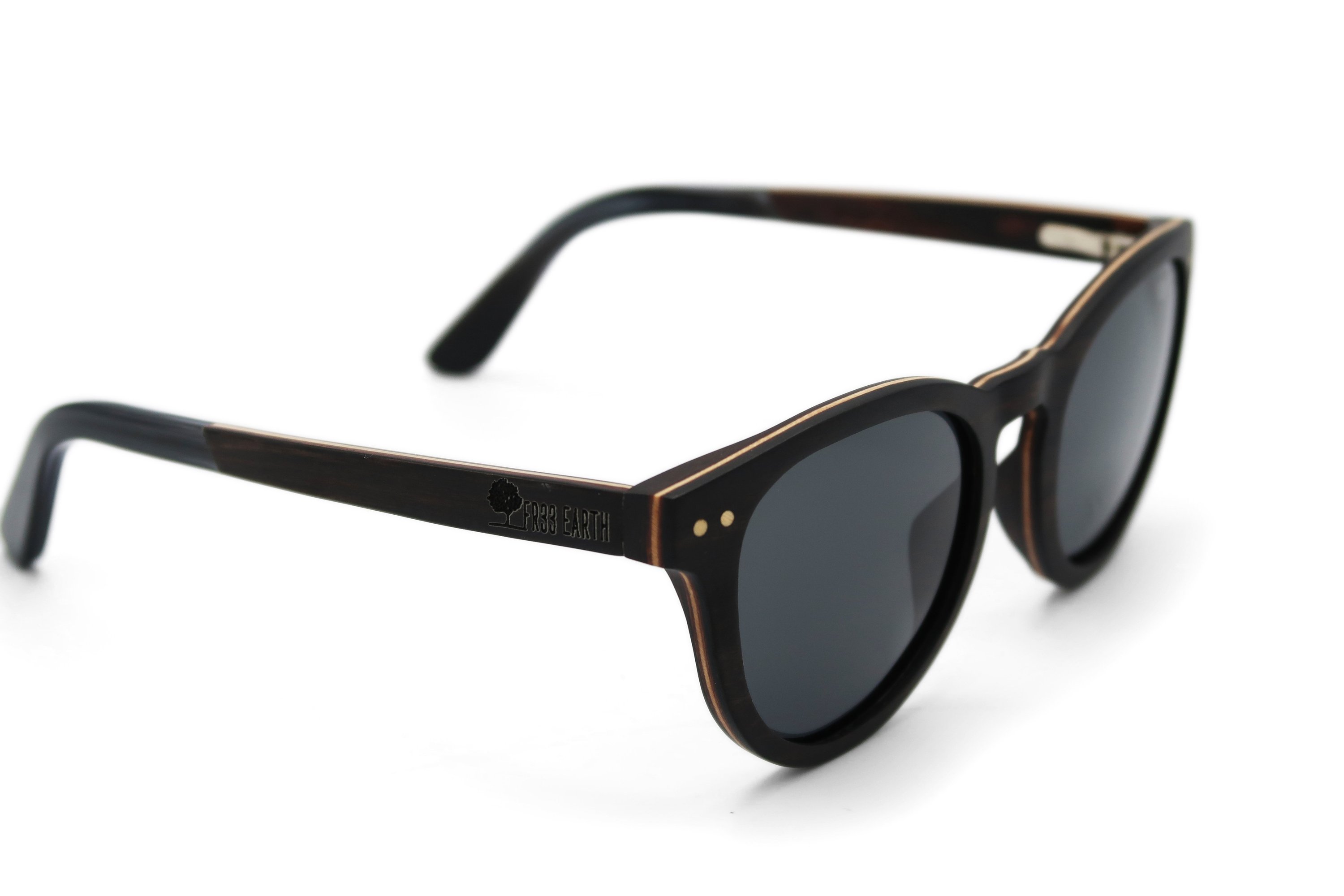 Santa Monica sunglasses featuring a stylish zebra wood frame and polarized lenses, perfect for sun protection and outdoor activities.