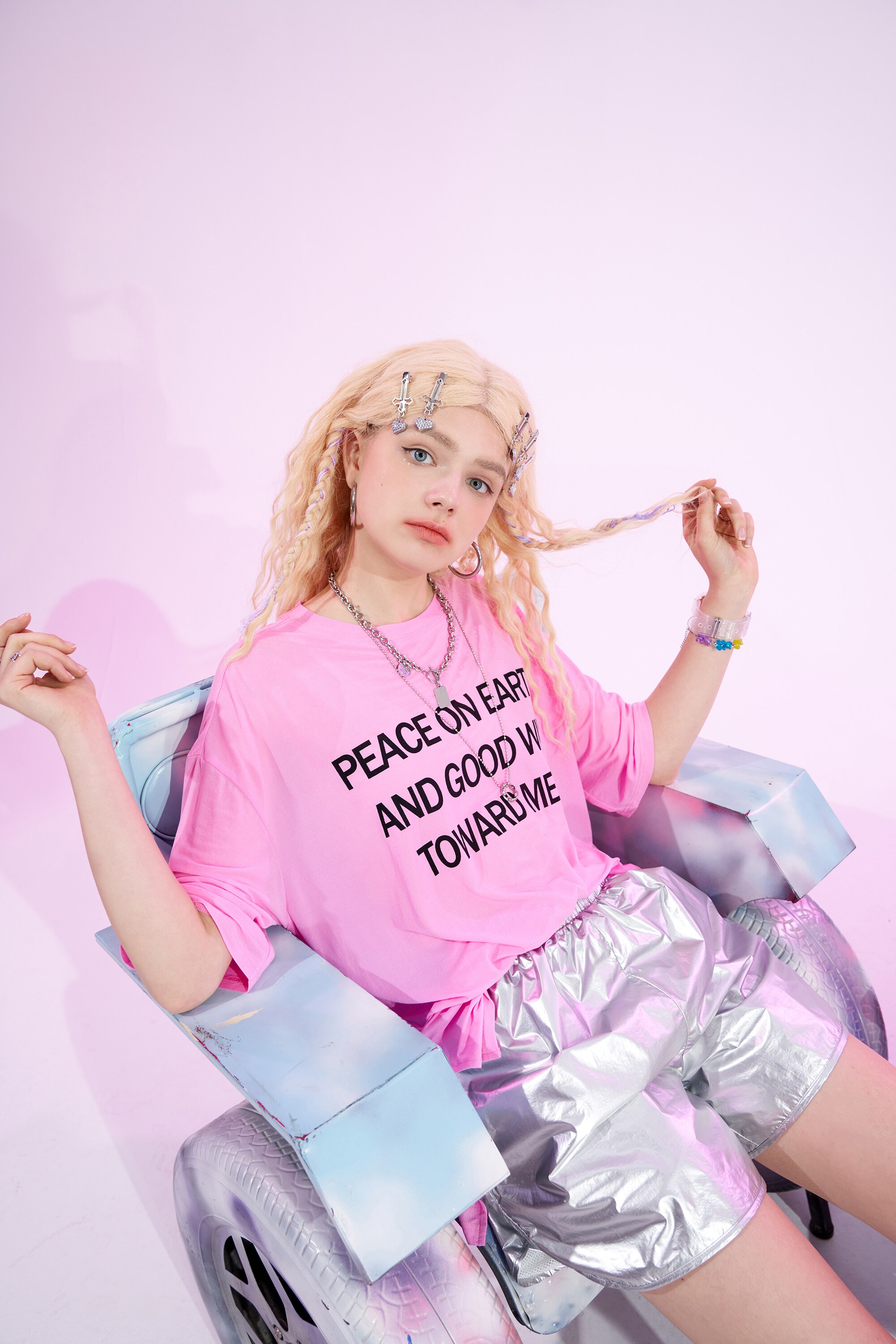 Solid high waist smart casual women wide leg shorts in blue, featuring pockets and an elastic waist, perfect for summer streetwear.