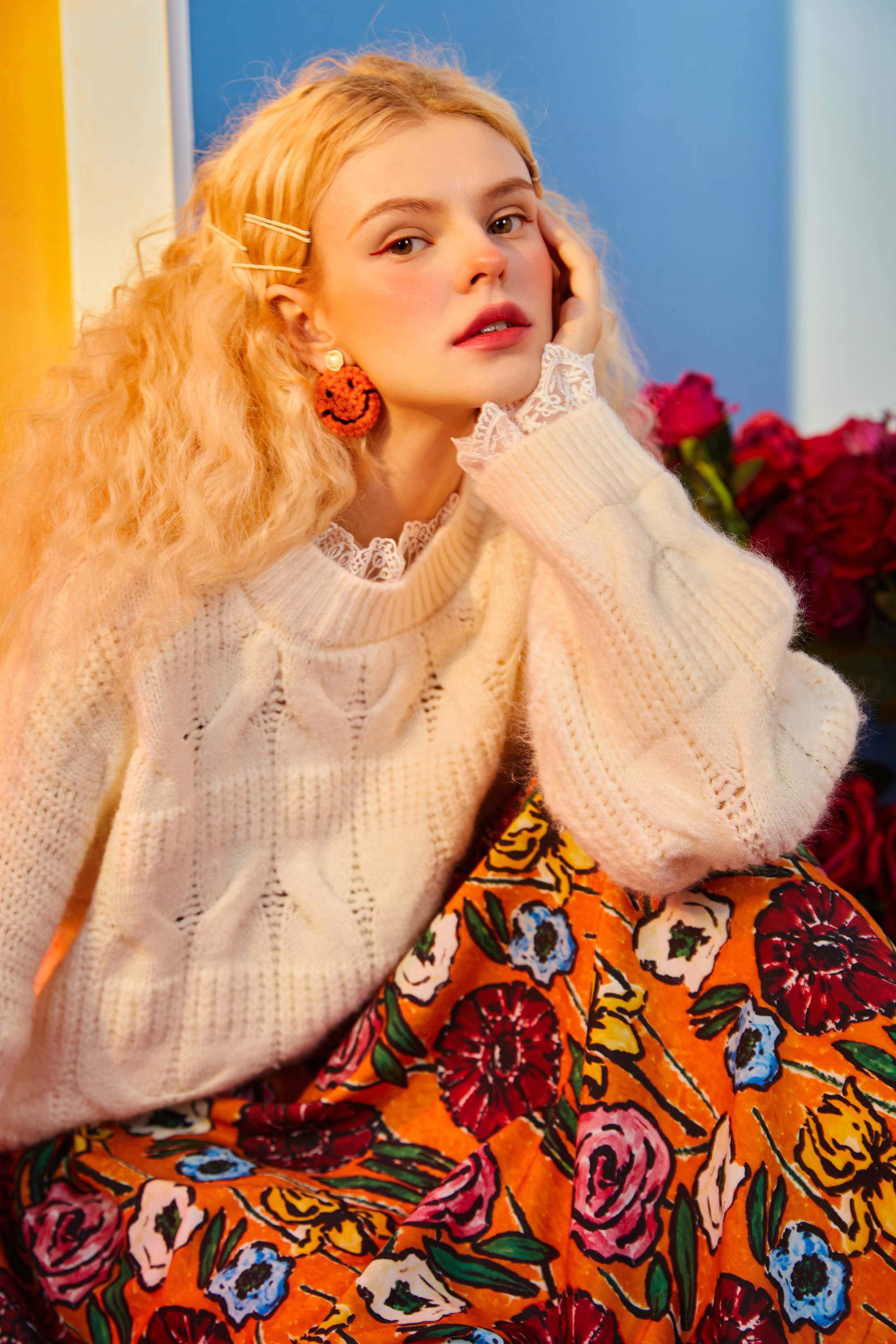 Solid Pure Contrast Lace Women Casual Knit Pullover Sweater in a stylish design, featuring full sleeves and a vintage look, perfect for summer wear.