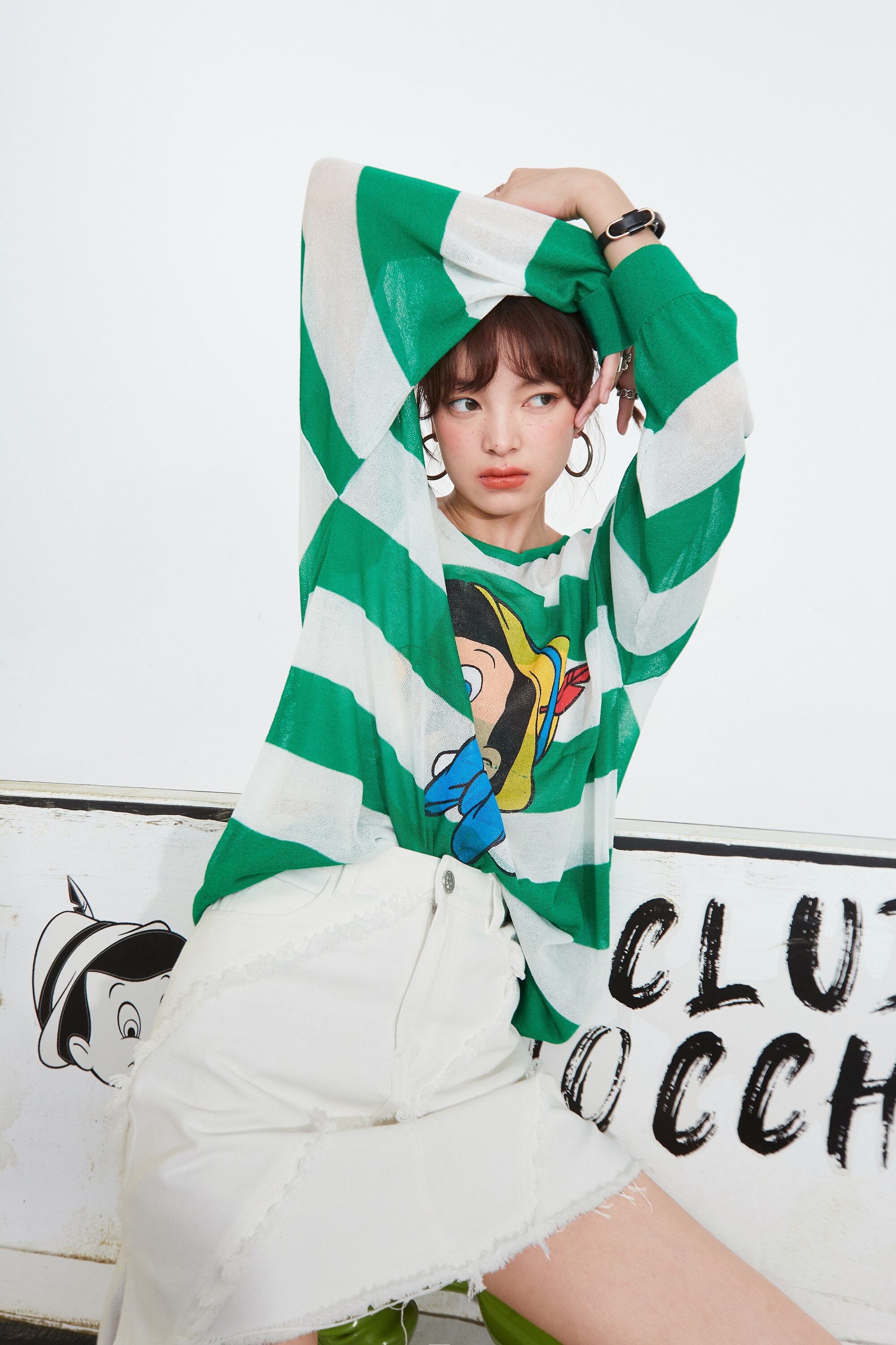 Solid Pure Raw Hem High Waist Casual Women Mini Skirt in blue and white, showcasing its stylish A-line silhouette and raw hem design.