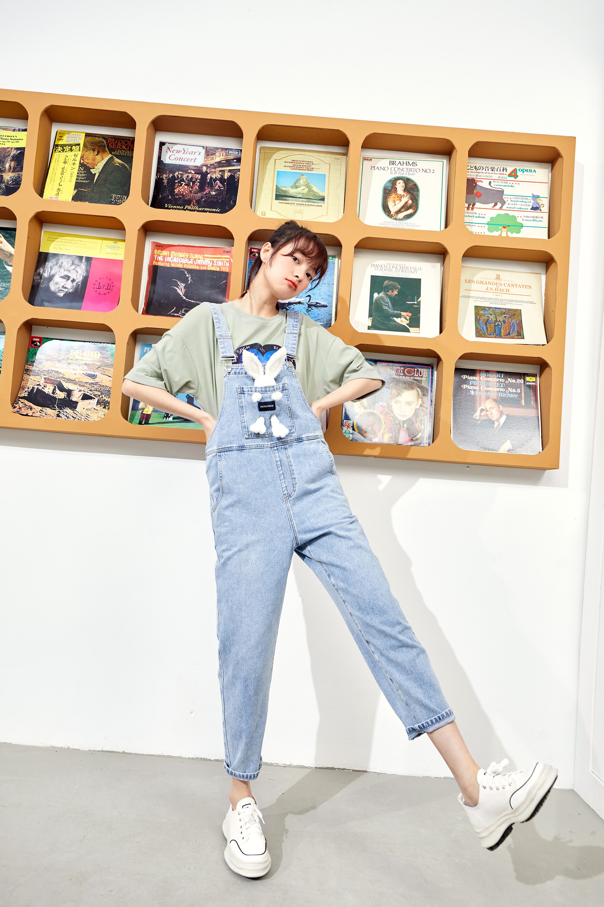 Solid Rabbit Applique Casual Women Overall Denim Jeans featuring a playful rabbit design, high waist, and ankle-length cut, perfect for summer wear.