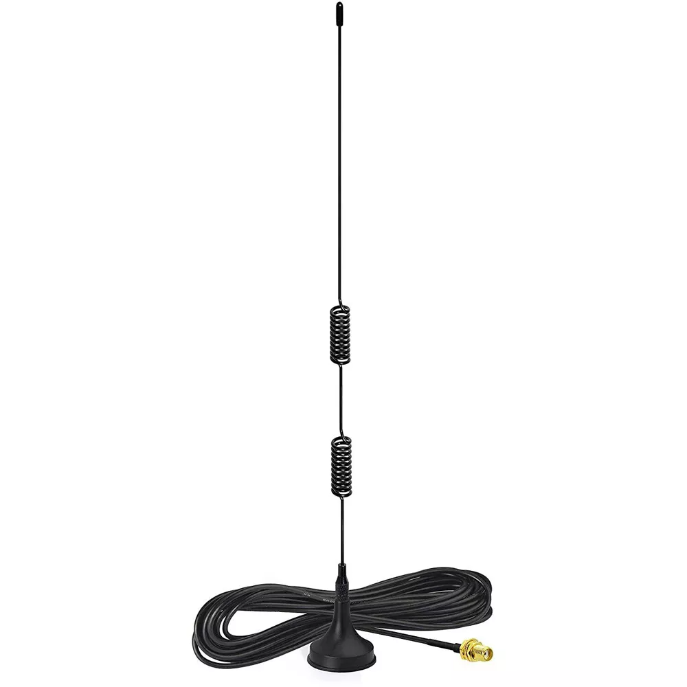 UV5R UV5RA A067 UV-82 antenna for VHF UHF radios, featuring a black design and SMA female connector.
