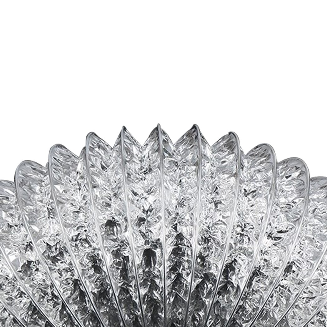 Flexible aluminum foil ventilation ducting exhaust hose for air conditioning and heating systems, showcasing its durable construction and adjustable length.