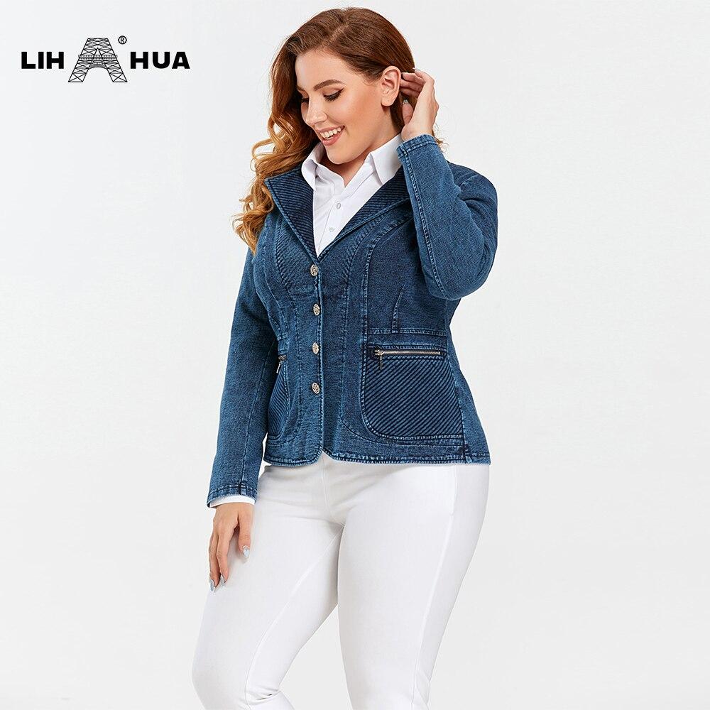 Women's Plus Size Tailored Denim Jacket in cotton and spandex, featuring pockets and zippers, perfect for office and casual wear.