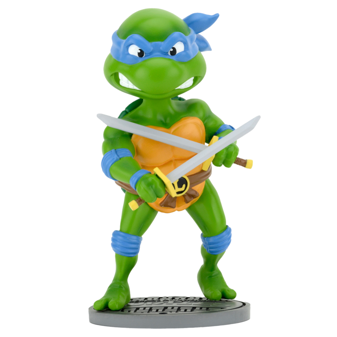 Teenage Mutant Ninja Turtles Leonardo Bobblehead, standing 6.5 inches tall, hand-painted with katanas in a dynamic pose.