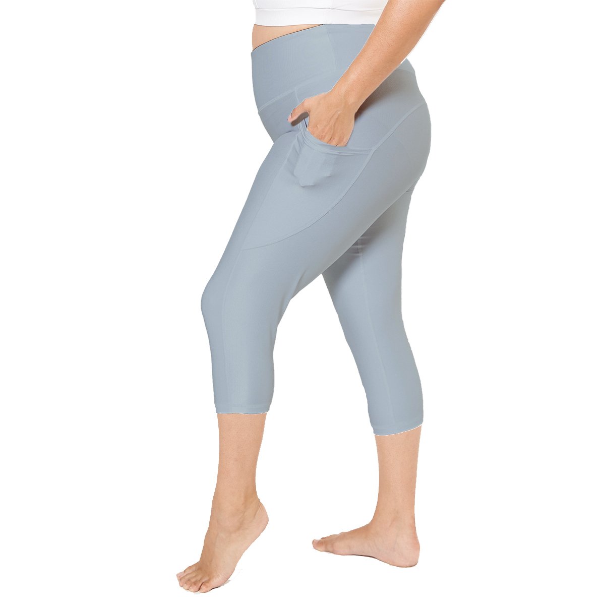 Hi-Rise Curved-Pocket Capri in Dove Grey with rib pattern, featuring a curved pocket for smartphone storage.