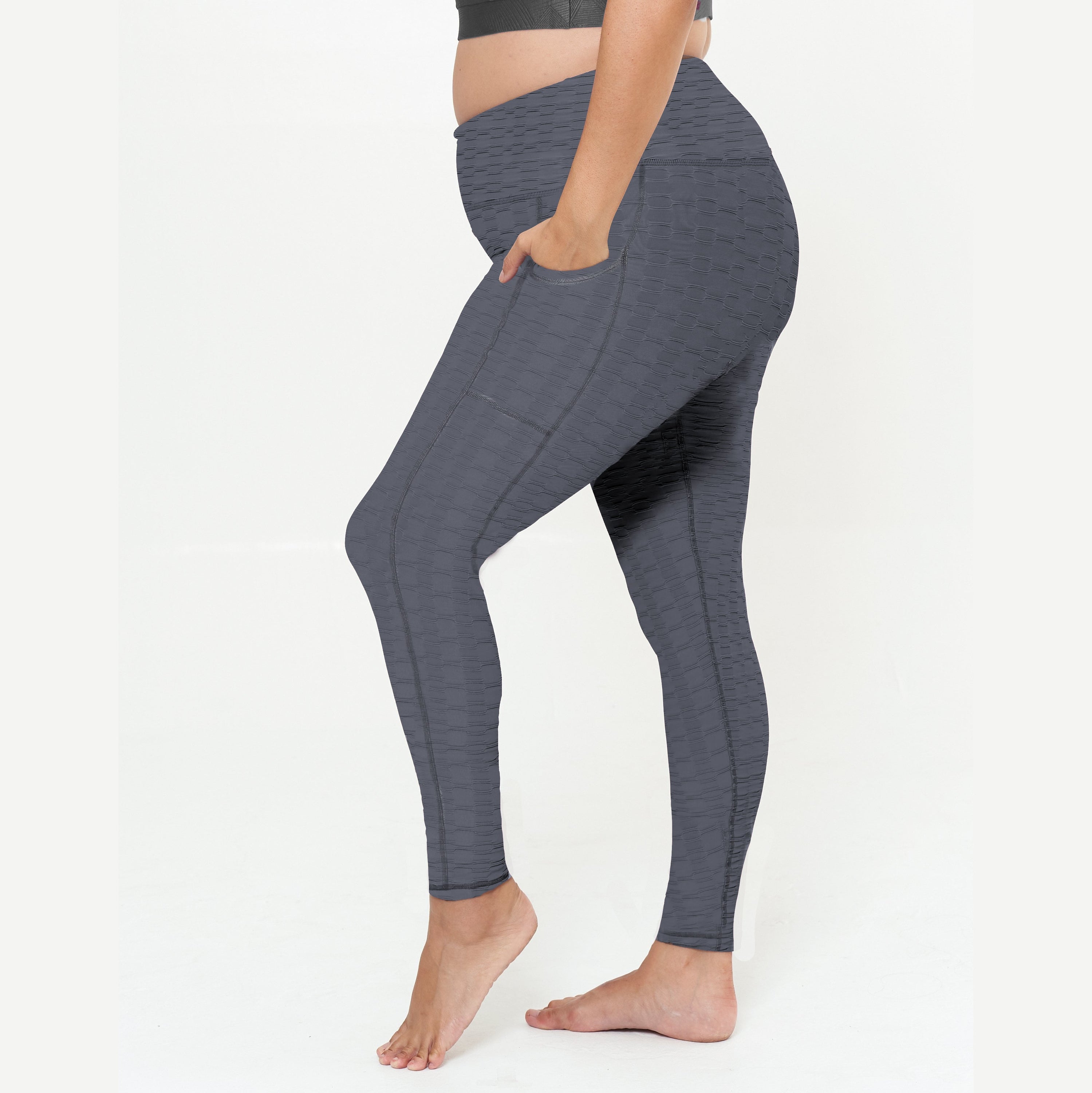 Hi-Rise Square Pocket Leggings in Slate Links Pattern, featuring a high-waisted design and side pocket for phone storage.