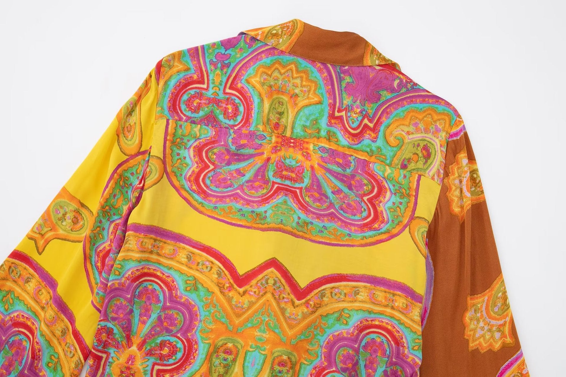 Ladies Knot Print Shirt Skirt Casual Pants showcasing a trendy knot print design in a comfortable fit, perfect for casual outings.