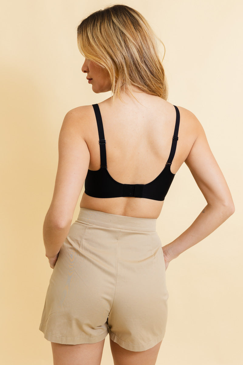 Body Make Up Smooth Wire-free Bra in a soft fabric, showcasing its seamless design and wire-free support, perfect for all-day comfort.