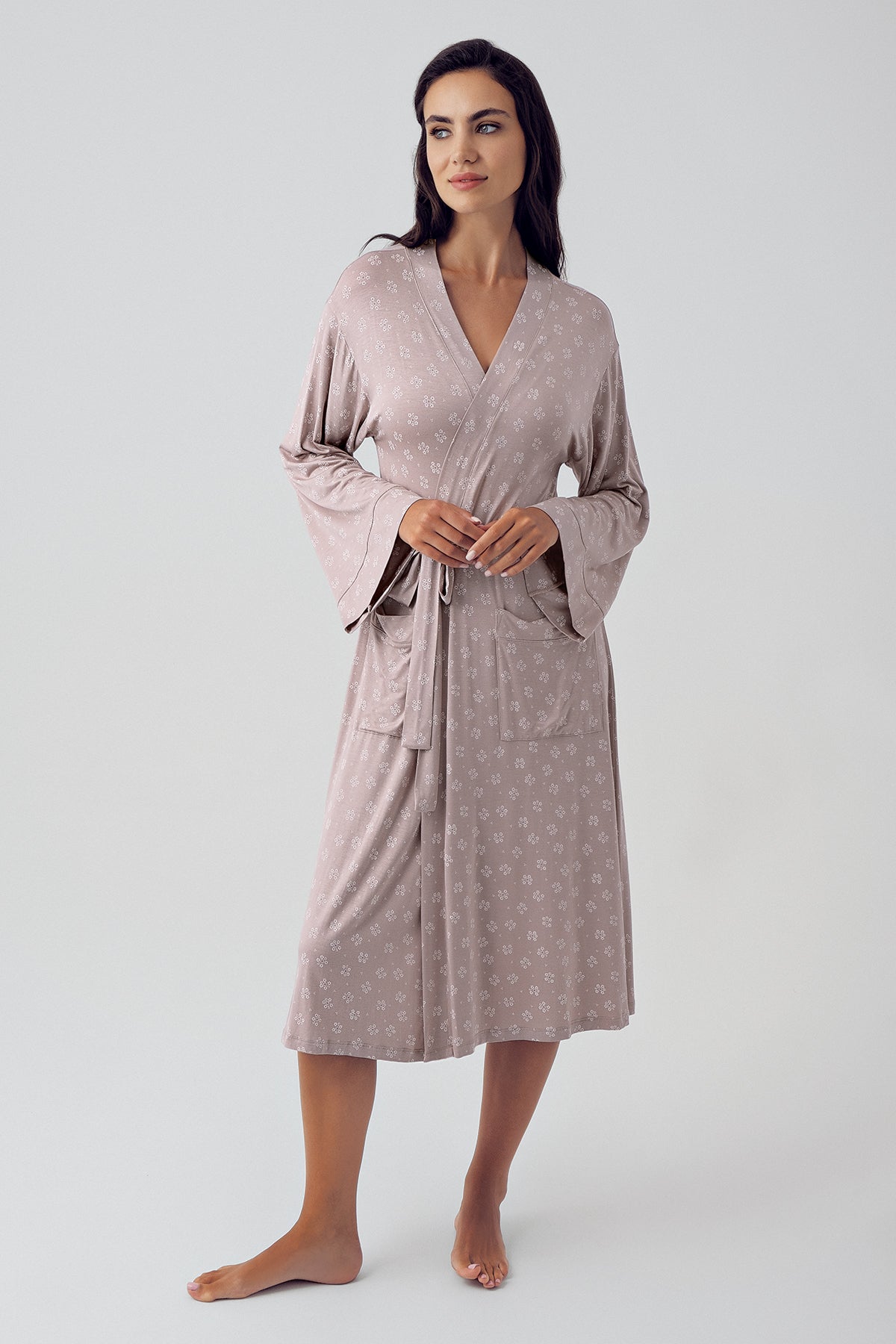 Shopymommy 15505 Patterned Maternity Robe in Coffee, showcasing its stylish design and soft fabric.