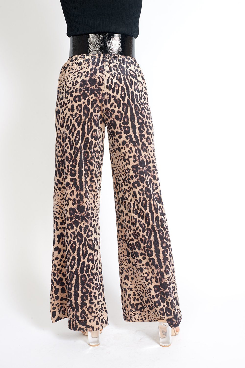 Bianca Velvet Pants in Leopard Print showcasing a flowing flair cut and smocked elastic waistband, perfect for stylish outfits.