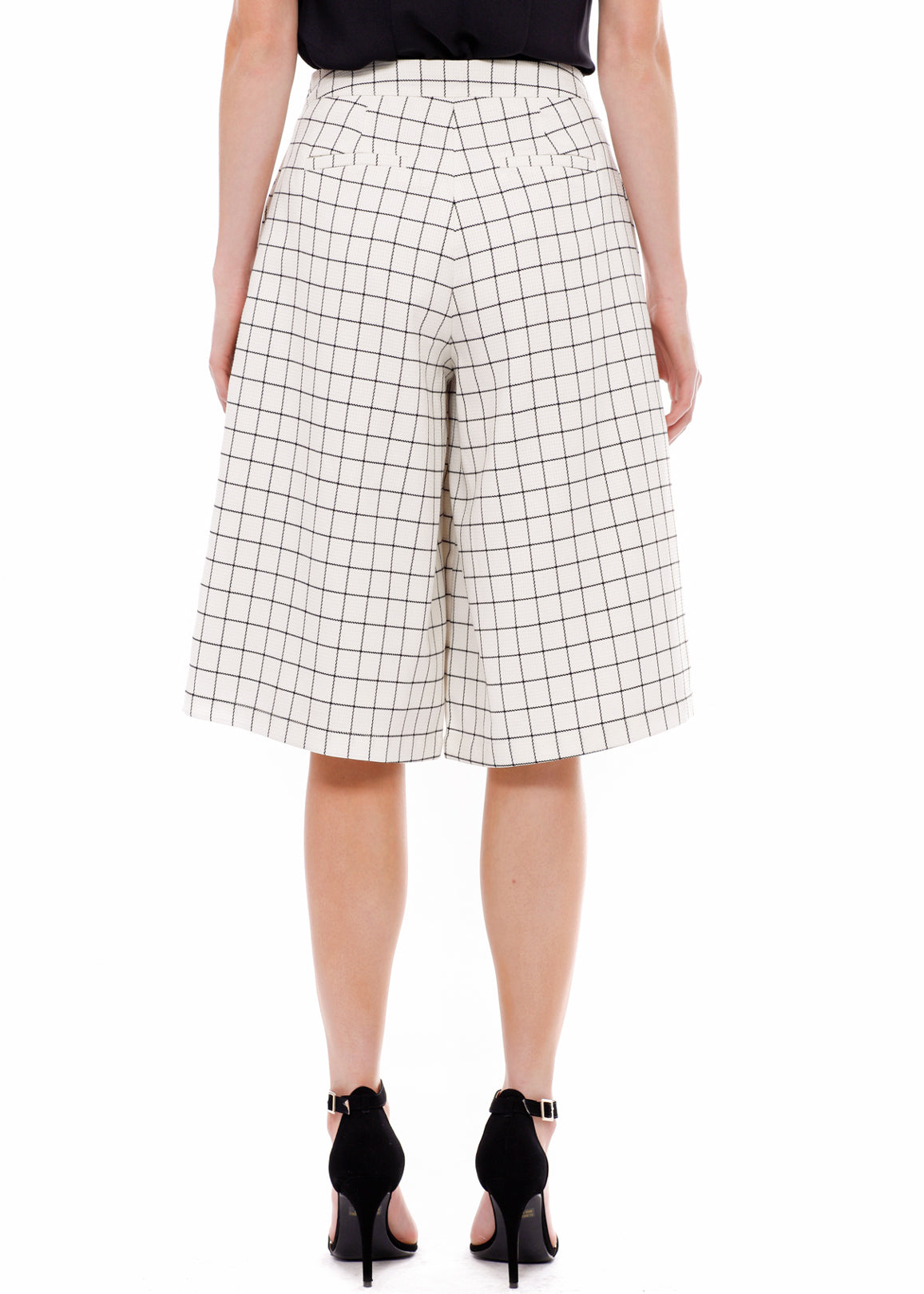 A pair of women's wide leg pants in square jacquard pattern, featuring pleated inseam and hidden side pockets.
