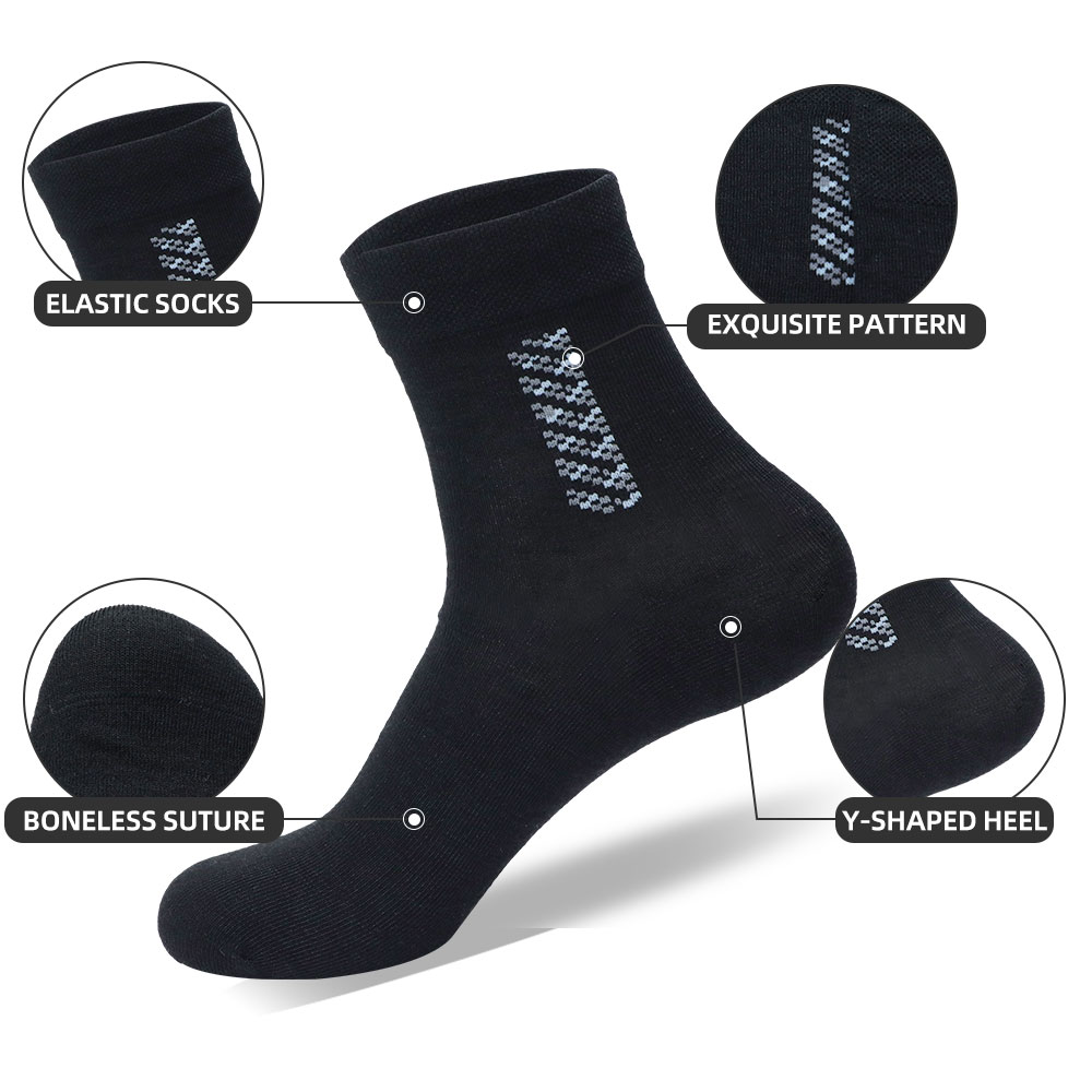 Men's summer thin mid-tube sports socks in black, designed for breathability and comfort during sports activities.