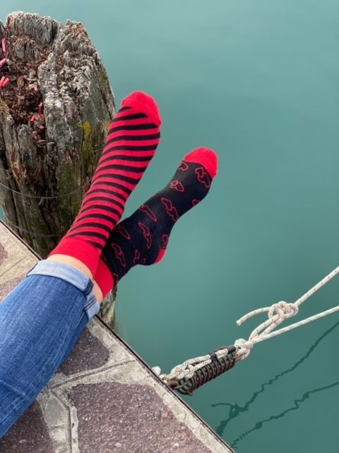 PARADISE socks featuring red and black stripes with heart patterns, perfect for couples and Valentine's Day gifts.