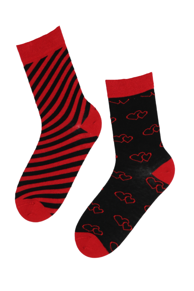 PARADISE socks featuring red and black stripes with heart patterns, perfect for couples and Valentine's Day gifts.
