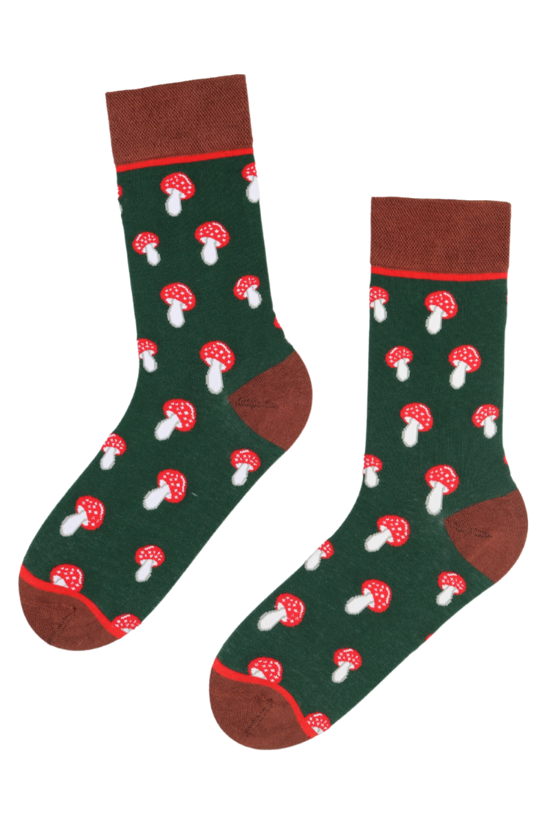 VISTO dark green cotton socks featuring whimsical mushroom designs, perfect for casual wear.