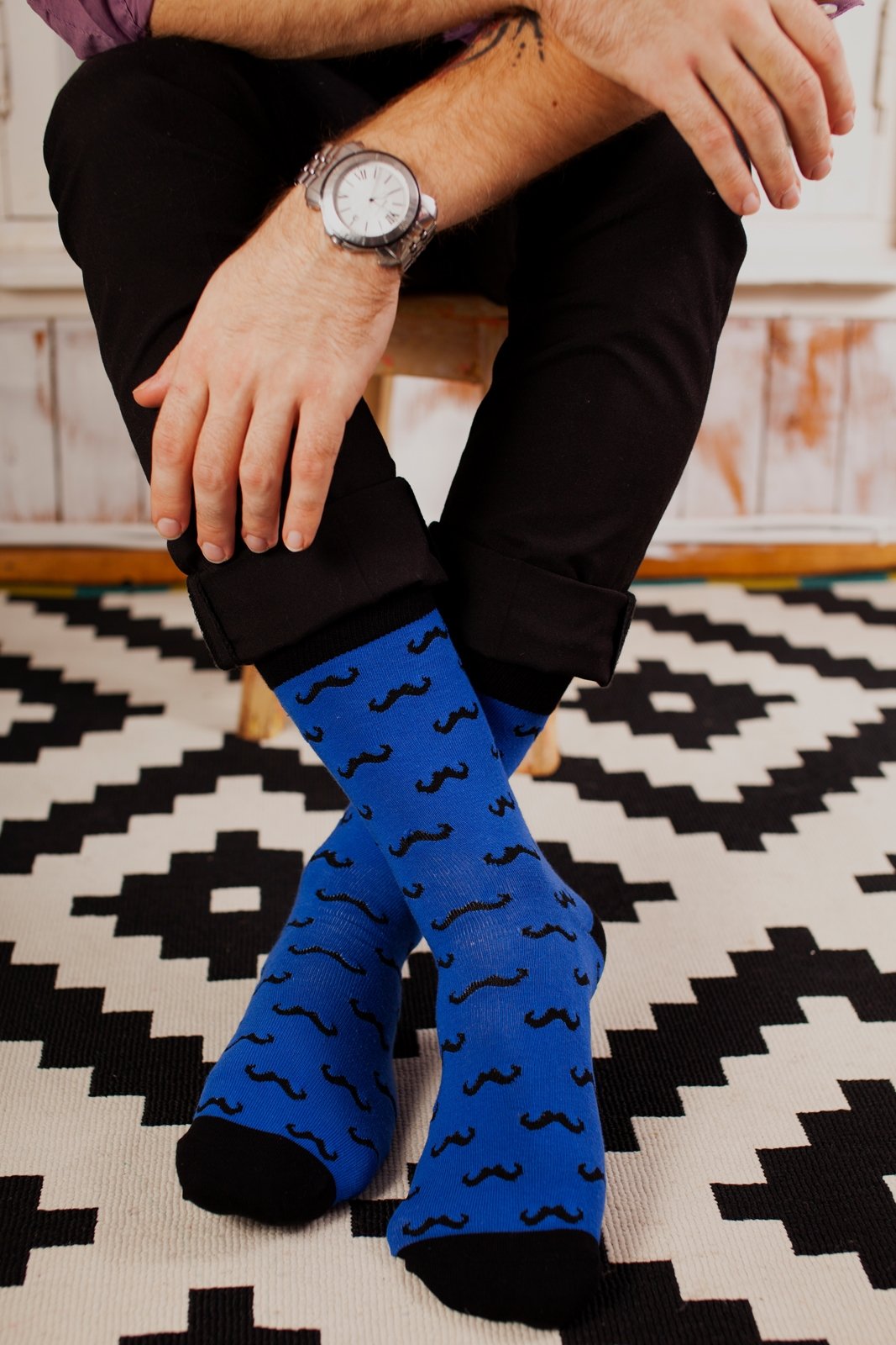 VUNTS dark blue cotton socks for men featuring a unique moustache knit pattern, perfect for gifting.