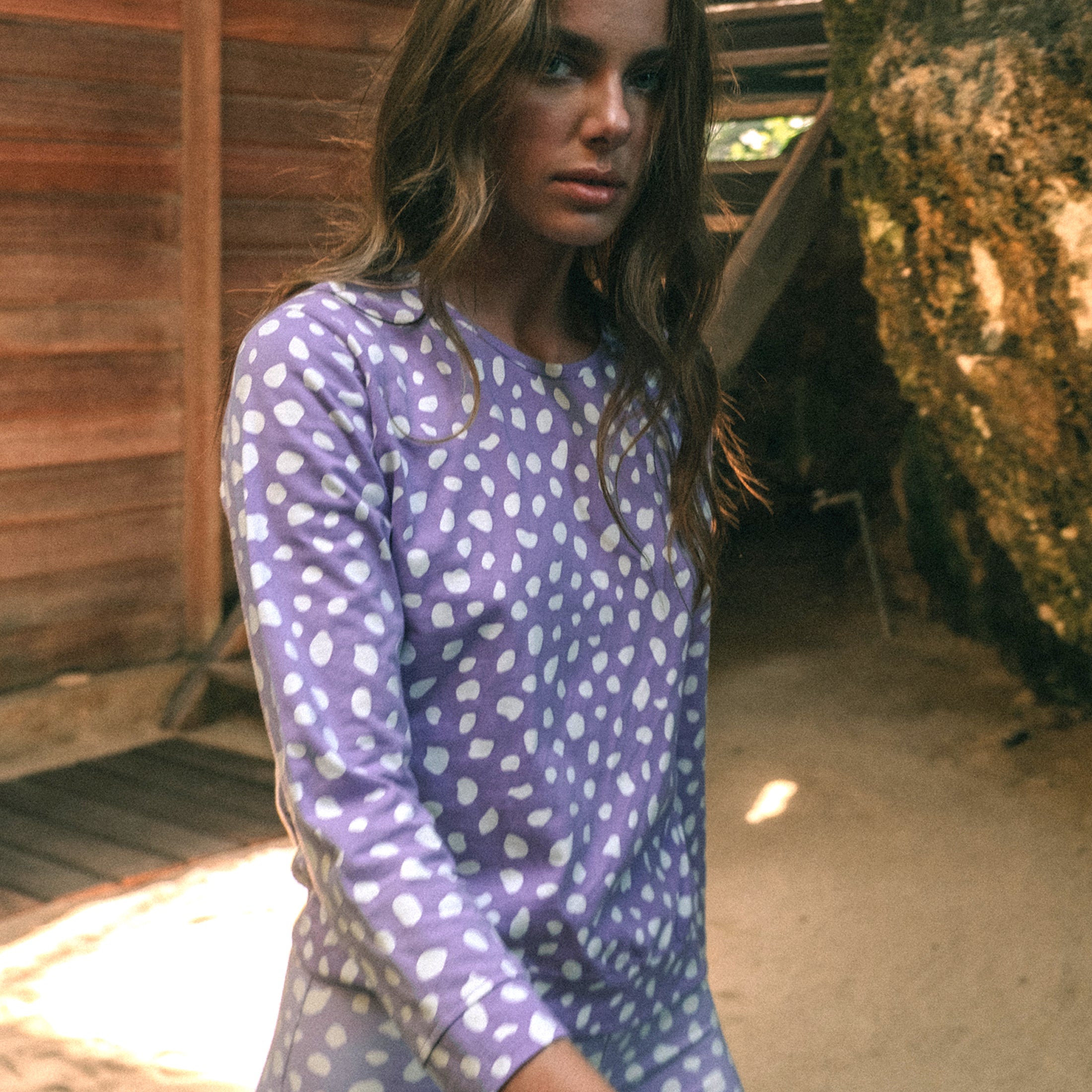 ARNOLDI Organic Cotton Sweatshirt in Lilac Purple featuring a unique Arnoldi flower pattern, made from soft and breathable organic cotton.