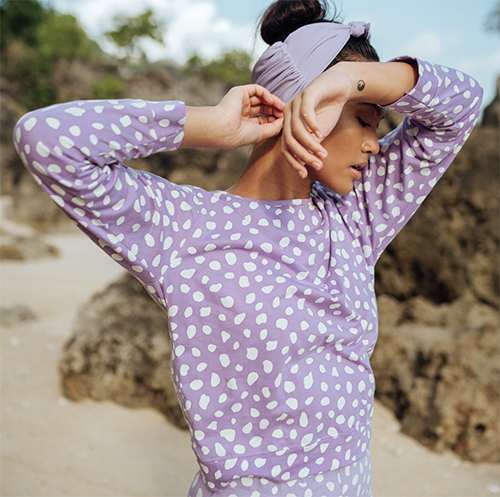 ARNOLDI Organic Cotton Sweatshirt in Lilac Purple featuring a unique Arnoldi flower pattern, made from soft and breathable organic cotton.