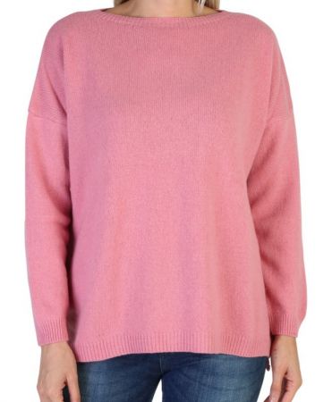 Maglia Donna Scollo Barca in Cashmere Rigenerato, design oversize e scollatura elegante, realizzata in Italia.