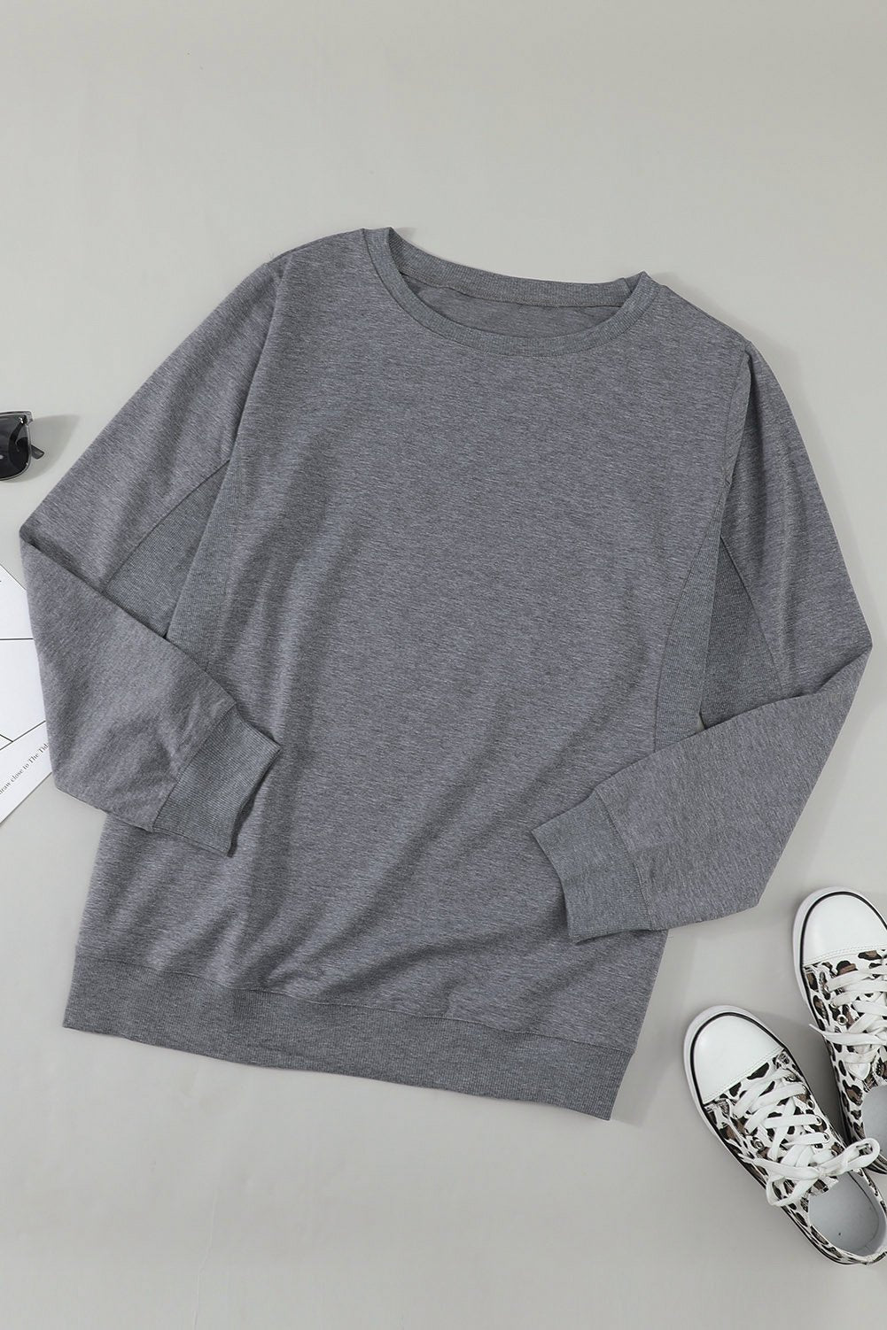 Gray Wash Fleece Pullover Sweatshirt with long sleeves and o-neck design, perfect for casual wear.