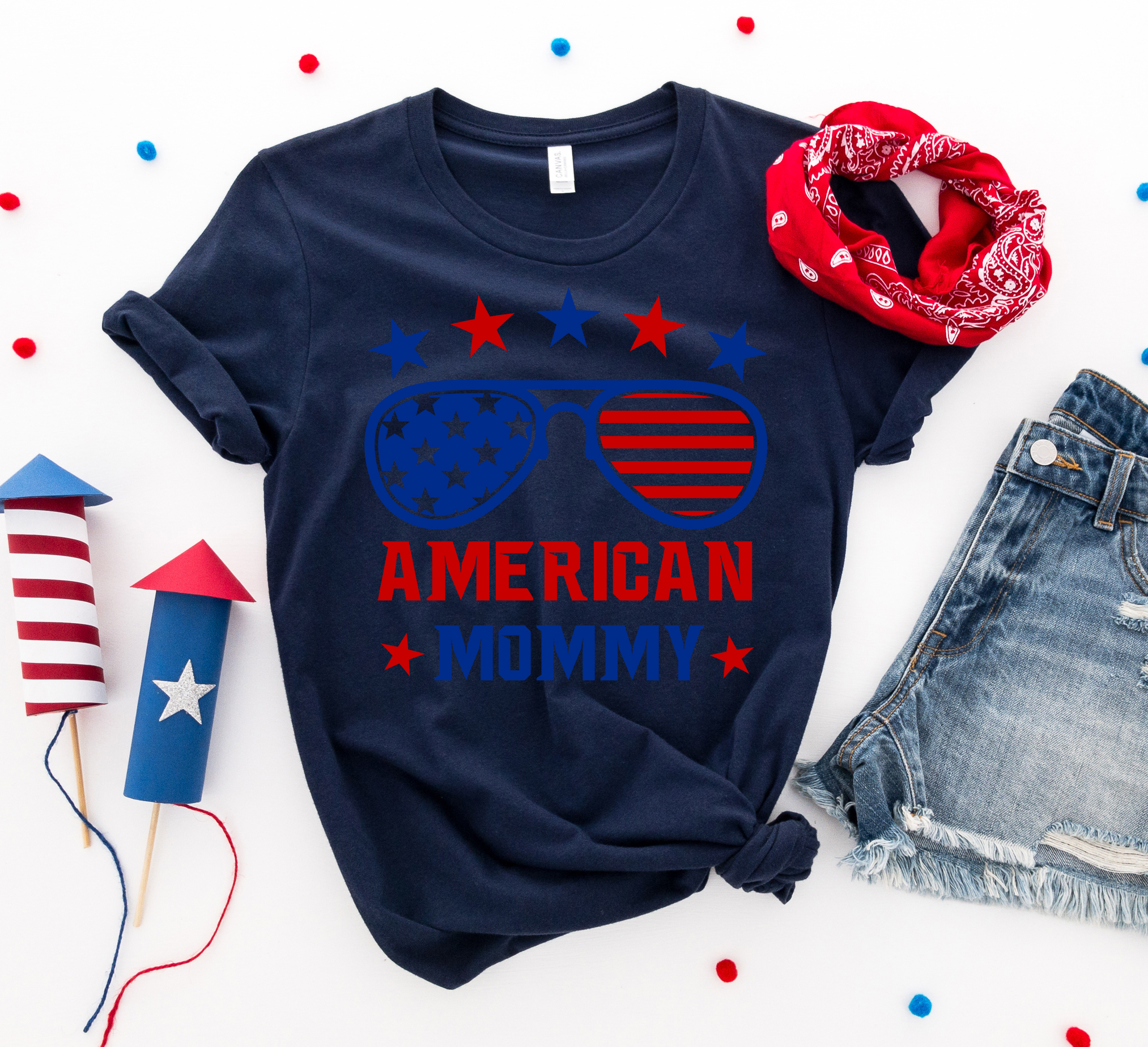 American Mommy T-shirt made of premium ring spun cotton with vibrant print, showcasing a patriotic design.