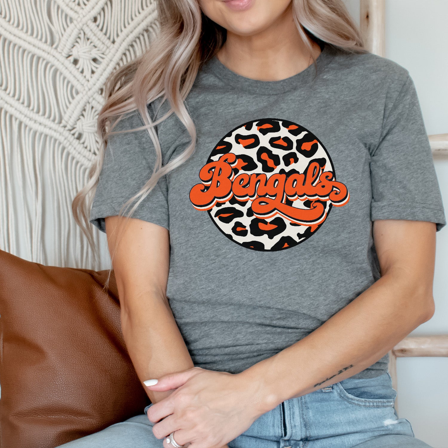 Bengals Retro Leopard Circle Unisex T-shirt featuring a vibrant leopard print design, perfect for fans.