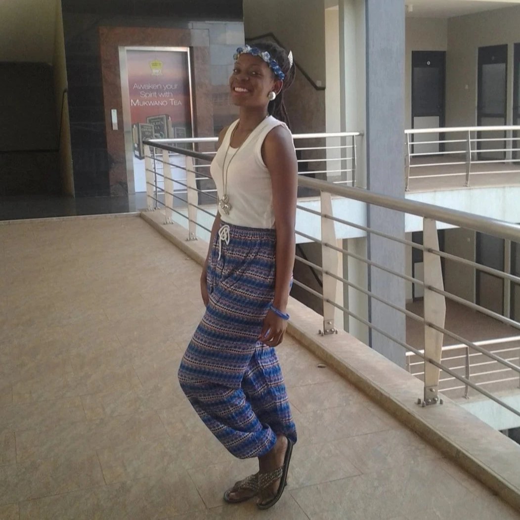 Light Rayon Pant featuring an elastic waist and ankle design, perfect for yoga and casual wear, made from 100% soft rayon.