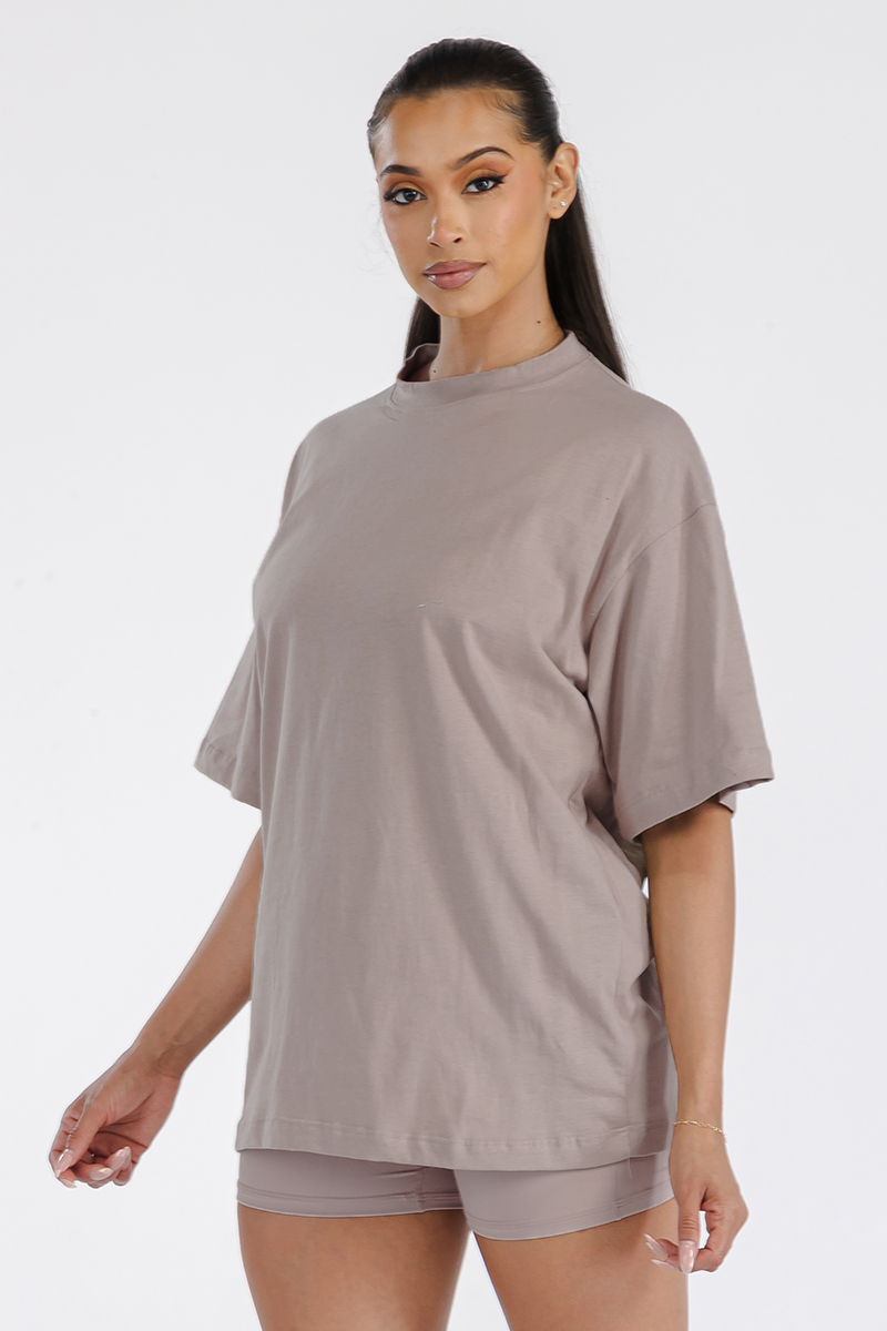 A stylish Women's Boyfriend Oversized Drop Shoulder Tee in soft cotton, featuring a round neck and relaxed fit, perfect for workouts or lounging.