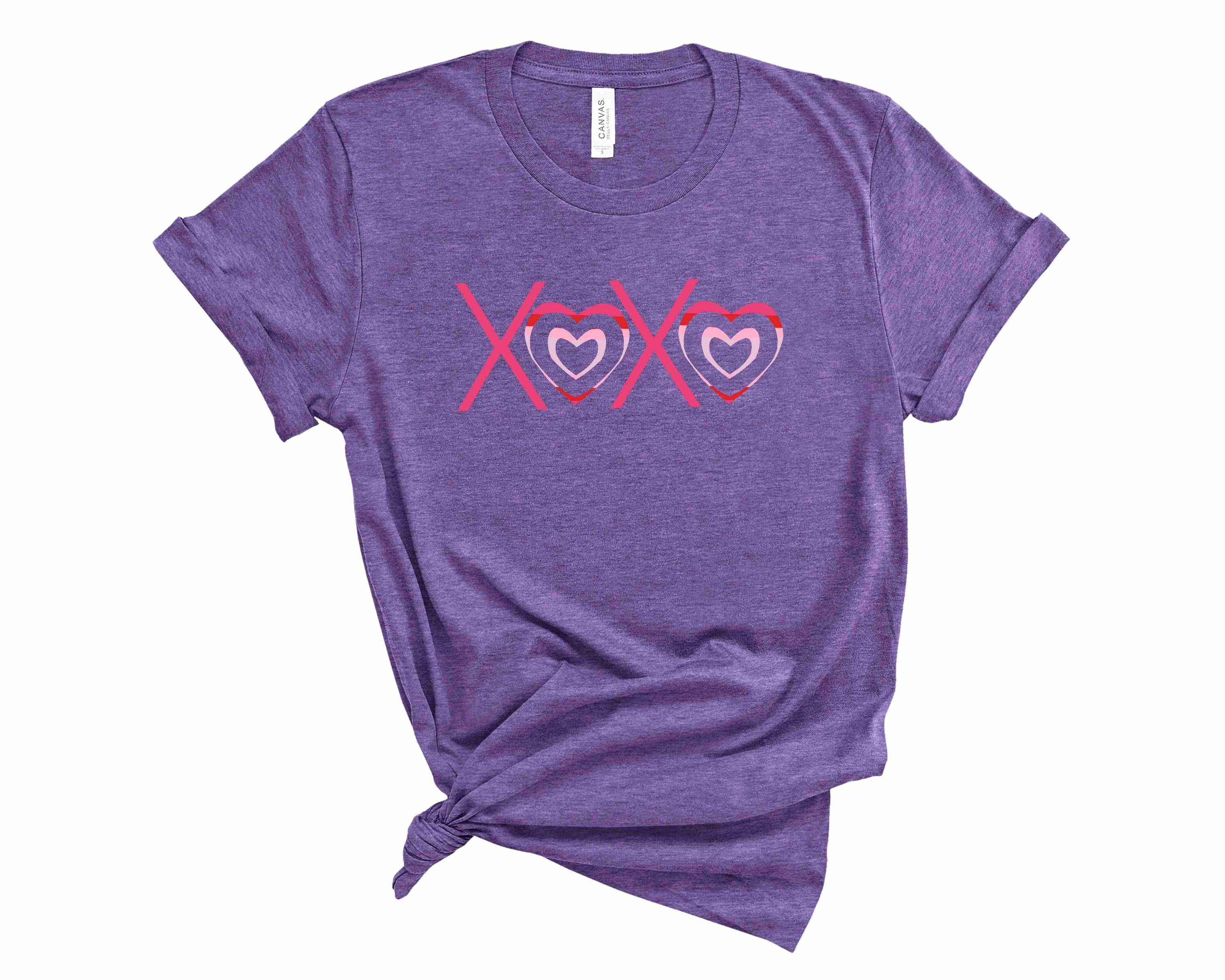 A stylish unisex graphic tee featuring a trendy XO hearts design, perfect for casual wear.