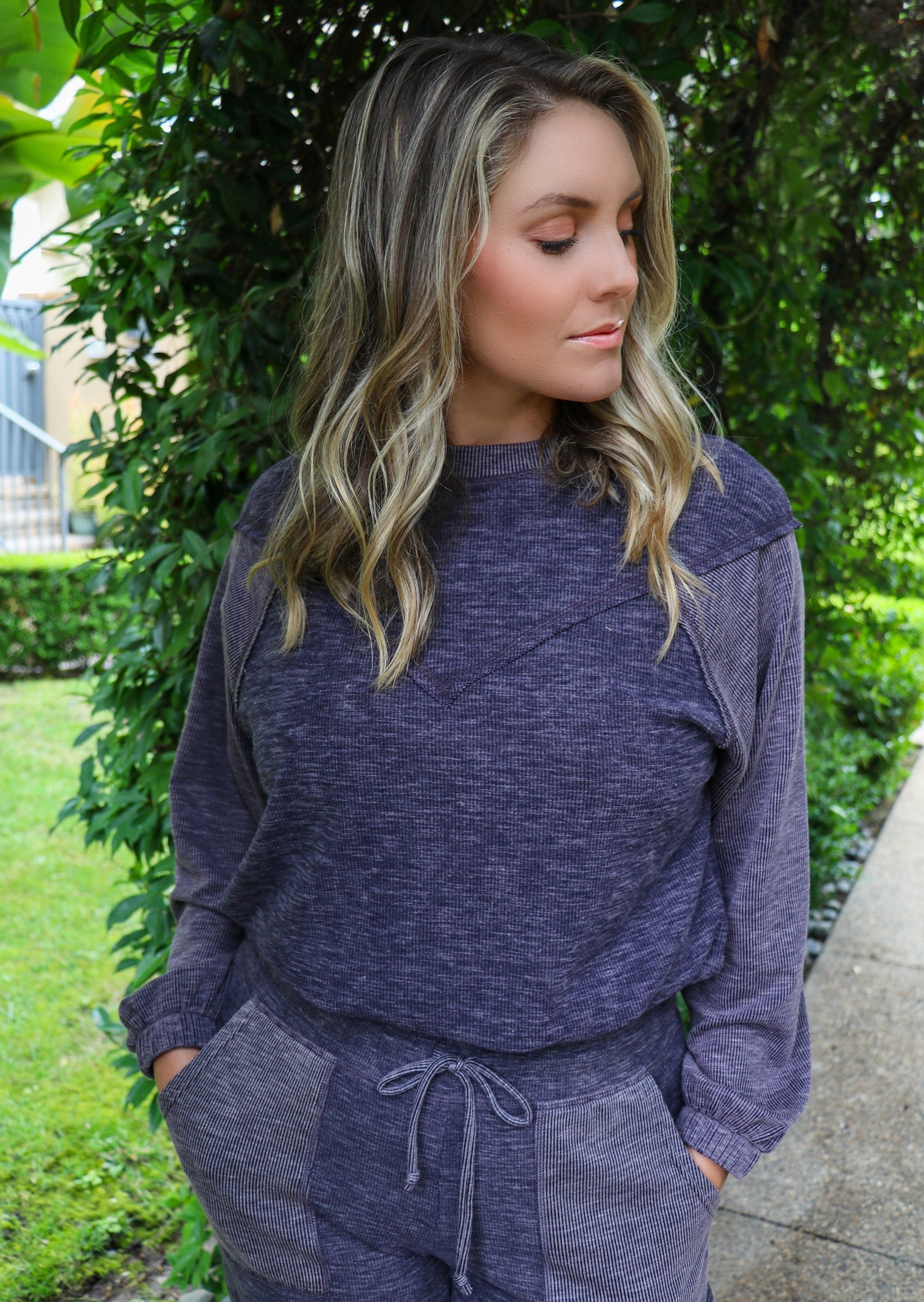 Main Yasmine Pullover image