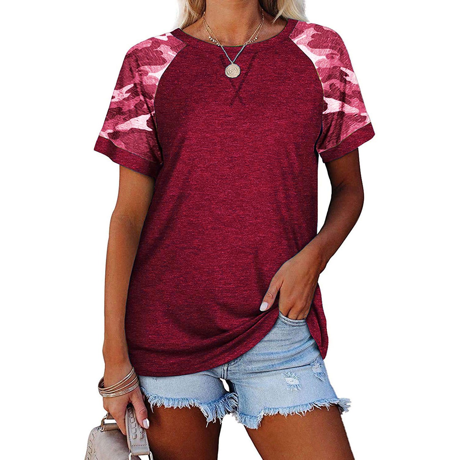 2021 New Women Clothing Camouflage Stitching Short Sleeve T-shirt showcasing stylish design and comfortable fit.